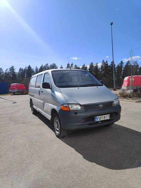 Toyota Hiace Лохья - изображение 4