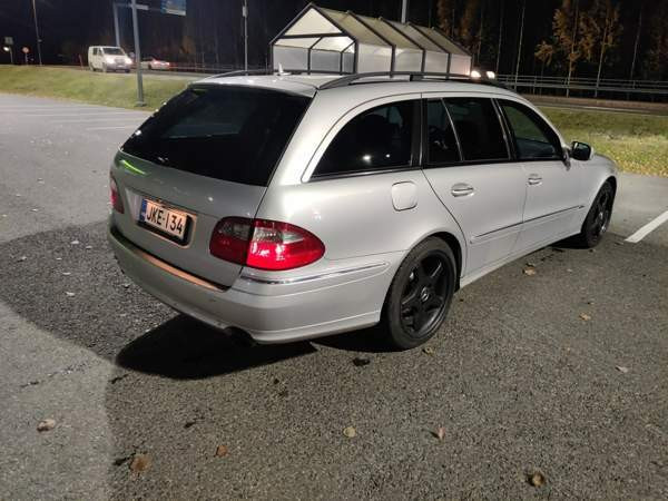 Mercedes-Benz E Siilinjaervi - valokuva 2