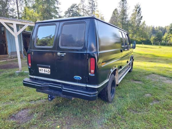 Ford Econoline Chukotskiy Avtonomnyy Okrug - valokuva 5