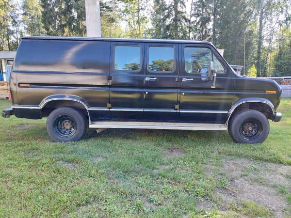 Ford Econoline Chukotskiy Avtonomnyy Okrug - valokuva 7