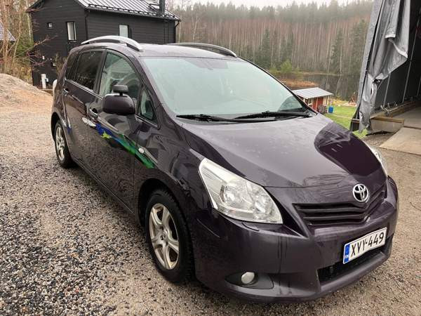 Toyota Verso Tampere - valokuva 1