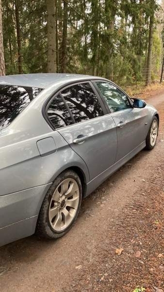 BMW 320 Forssa - valokuva 4