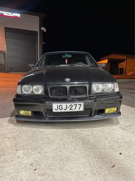 BMW 320 Hyvinkää - valokuva 6