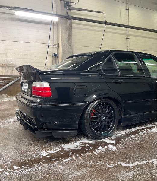 BMW 320 Hyvinkää - valokuva 2