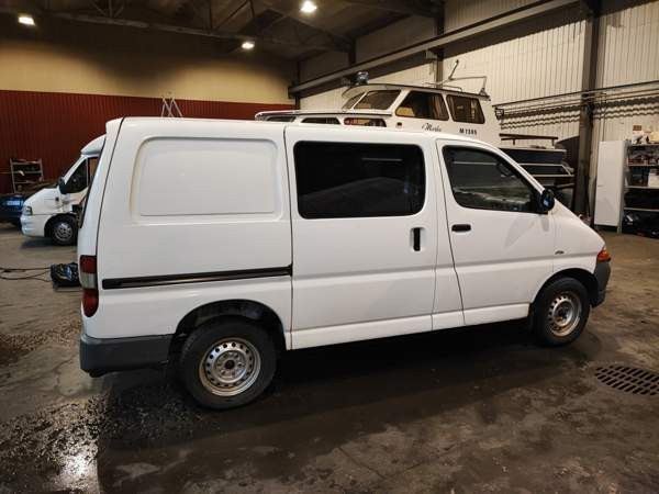 Toyota Hiace Joensuu - photo 4