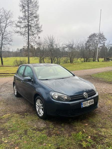Volkswagen Golf Vihti - valokuva 1