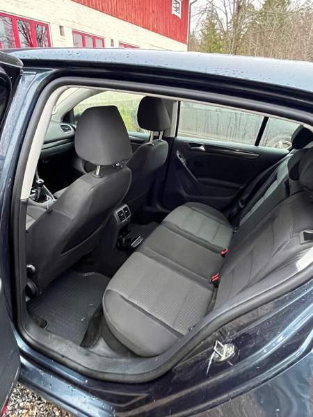 Volkswagen Golf Vihti - valokuva 4