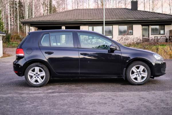 Volkswagen Golf Kärkölä - valokuva 8