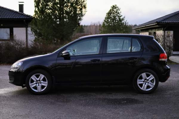 Volkswagen Golf Kärkölä - valokuva 4