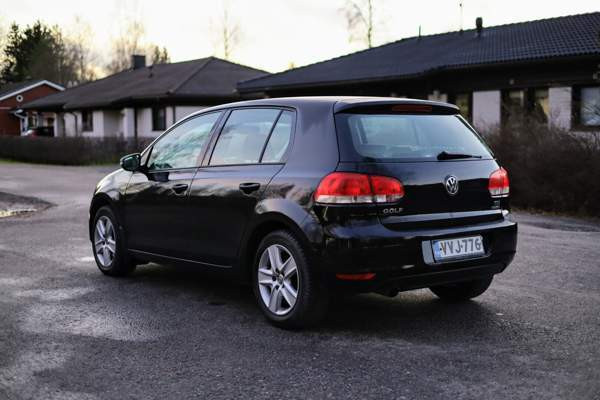 Volkswagen Golf Kärkölä - valokuva 5