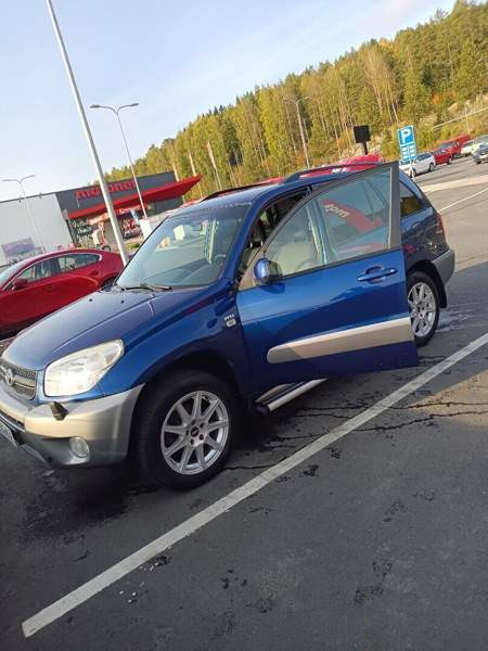 Toyota RAV4 Kuopio - valokuva 4