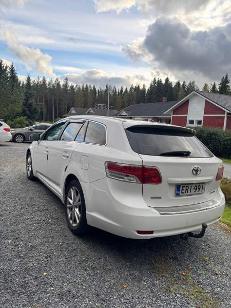 Toyota Avensis Kauhajoki - изображение 2