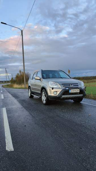 Honda CR-V Turtkul - valokuva 1