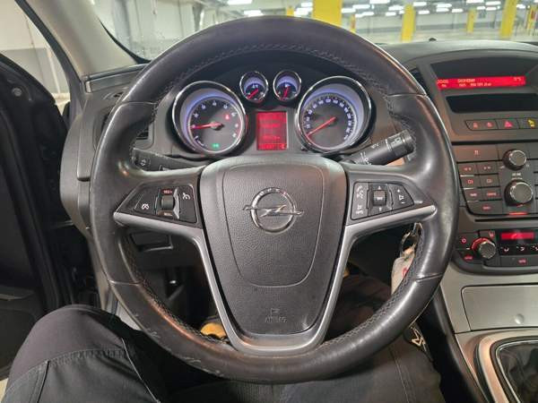 Opel Insignia Nurmijärvi - valokuva 8