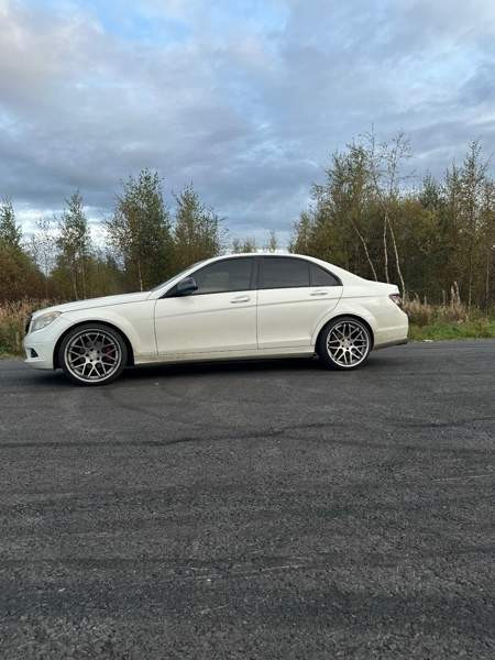 Mercedes-Benz C Oulu - valokuva 4