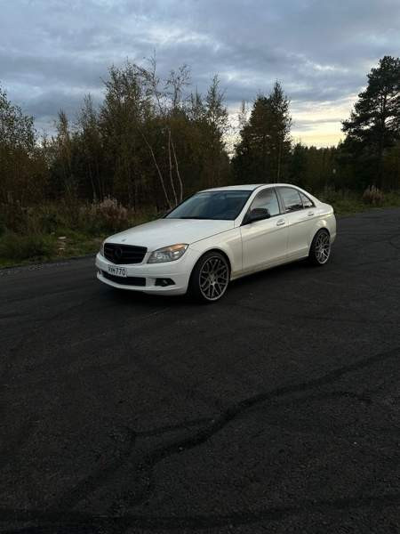 Mercedes-Benz C Oulu - valokuva 2
