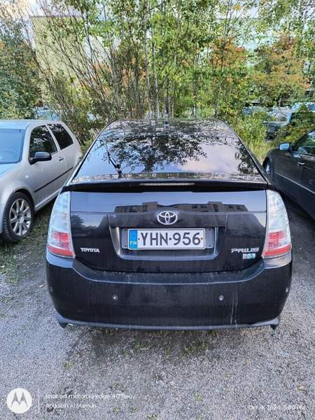 Toyota Prius Vantaa - valokuva 2