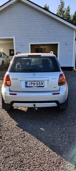 Suzuki SX4 Tornio - valokuva 5