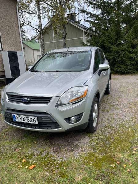 Ford Kuga Hyvinkää - valokuva 1