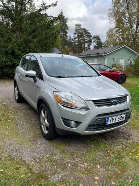 Ford Kuga Hyvinkää - valokuva 3