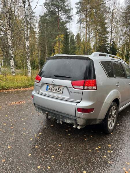 Citroen C-Crosser Luga - valokuva 2