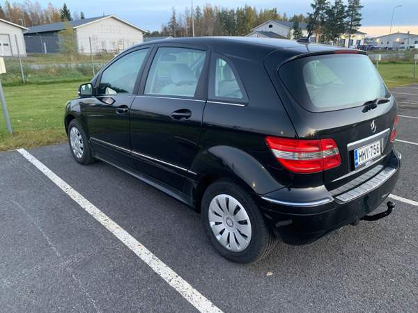 Mercedes-Benz B Ilmajoki - valokuva 5