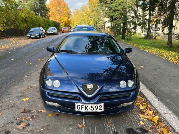 Alfa Romeo GTV Helsinki - valokuva 3