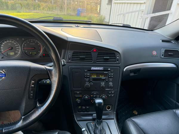 Volvo V70 Riihimaeki - valokuva 6
