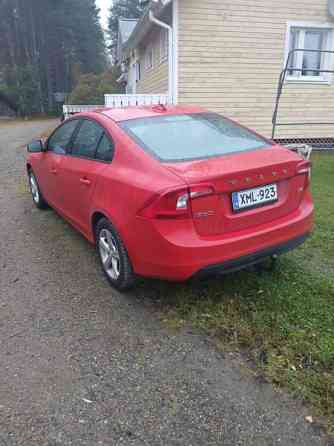 Volvo S60 Vieremä