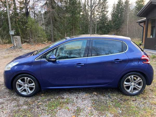 Peugeot 208 Vihti - valokuva 4