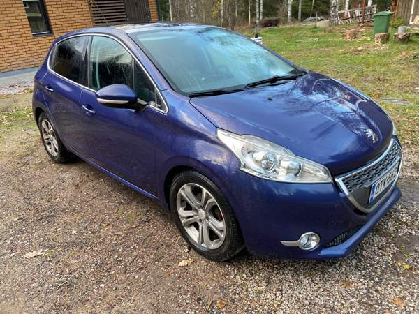 Peugeot 208 Vihti - valokuva 3