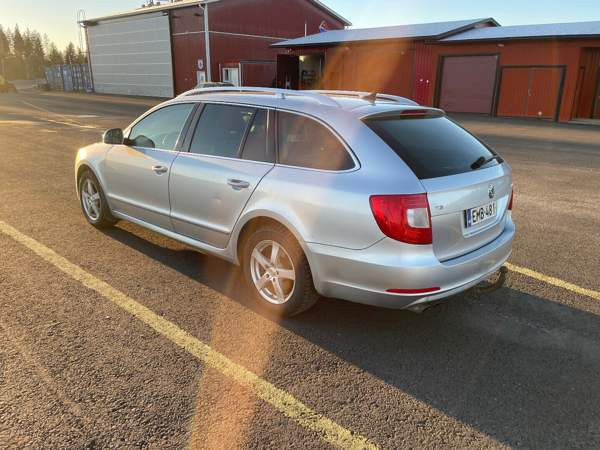 Skoda Superb Sodankylä - valokuva 6