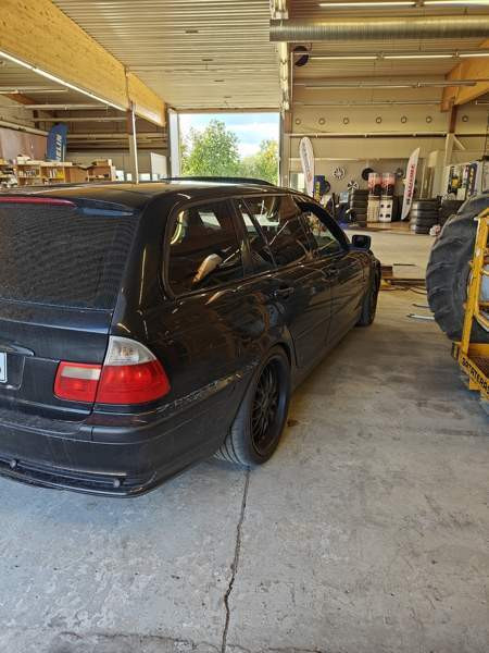 BMW 330 Kuusamo - valokuva 7