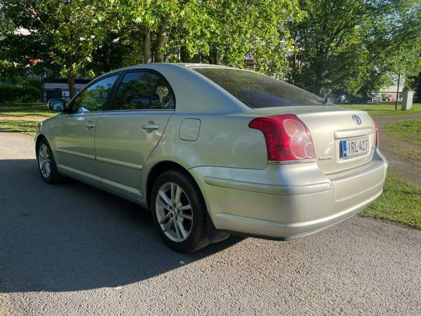 Toyota Avensis Valkeakoski - valokuva 6