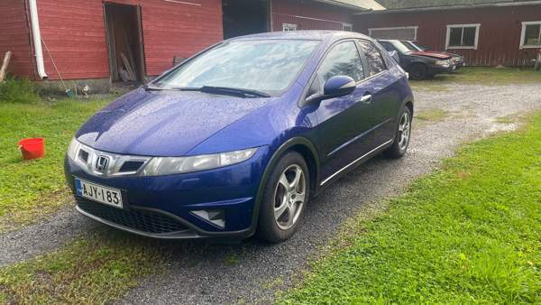 Honda Civic Huittinen - valokuva 2