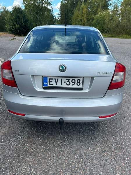 Skoda Octavia Pöytyä - valokuva 2
