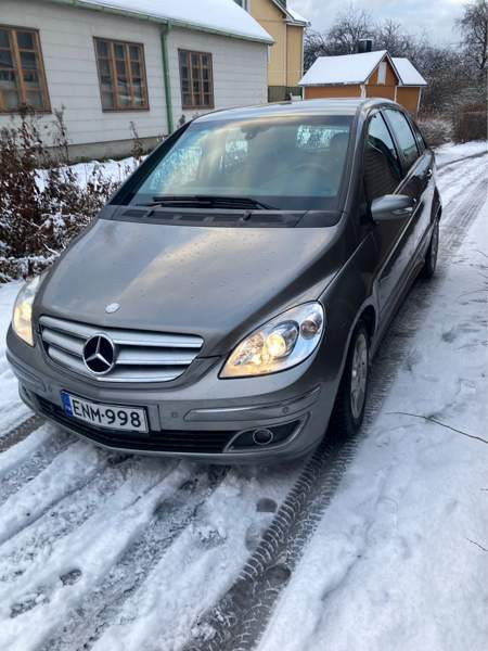 Mercedes-Benz B Tampere - valokuva 2