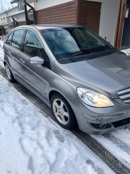 Mercedes-Benz B Tampere - valokuva 1