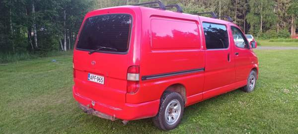 Toyota Hiace Ugleural'skiy - valokuva 5
