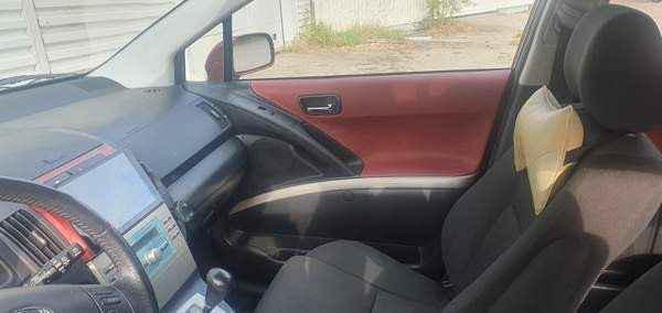 Toyota Corolla Verso Chukotskiy Avtonomnyy Okrug - valokuva 5