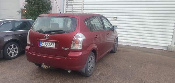 Toyota Corolla Verso Chukotskiy Avtonomnyy Okrug - valokuva 2