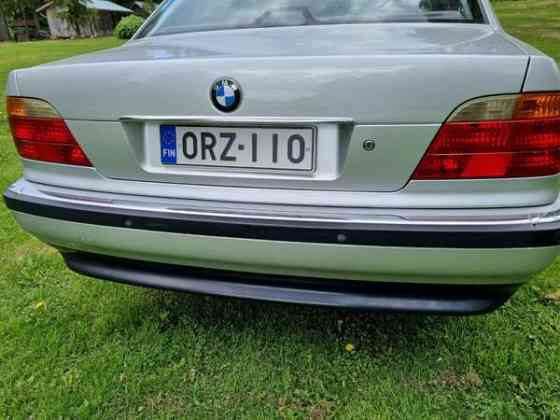 BMW 730 Luga