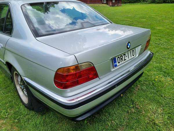 BMW 730 Luga – foto 5