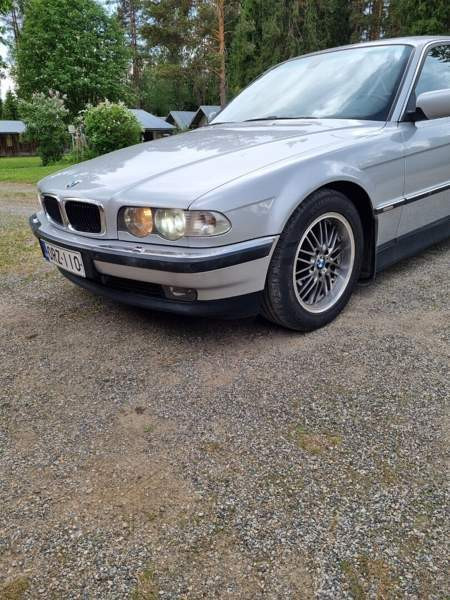 BMW 730 Luga – foto 1