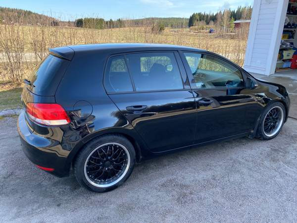 Volkswagen Golf Äänekoski - valokuva 4