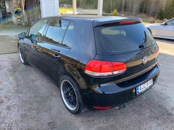 Volkswagen Golf Äänekoski - valokuva 2