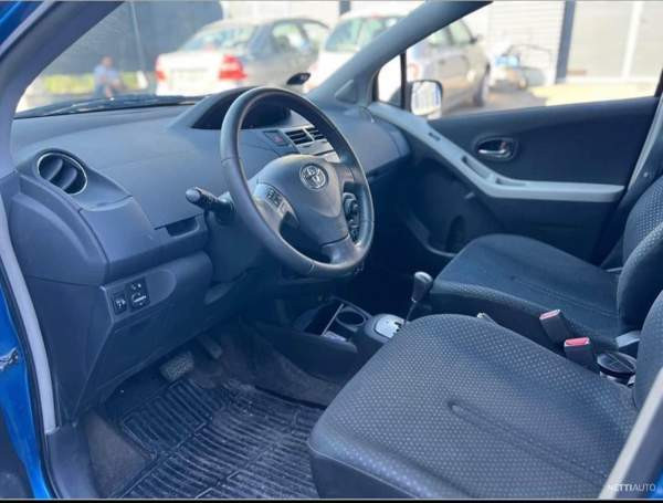 Toyota Yaris Espoo - valokuva 7