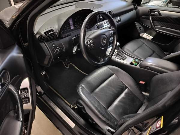 Mercedes-Benz C Muonio - valokuva 7