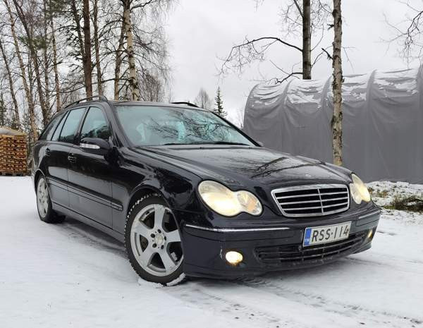 Mercedes-Benz C Muonio - valokuva 1