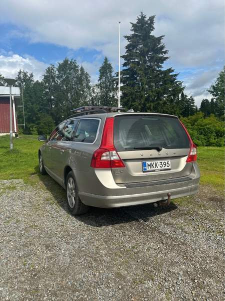 Volvo V70 Vihanti - valokuva 2